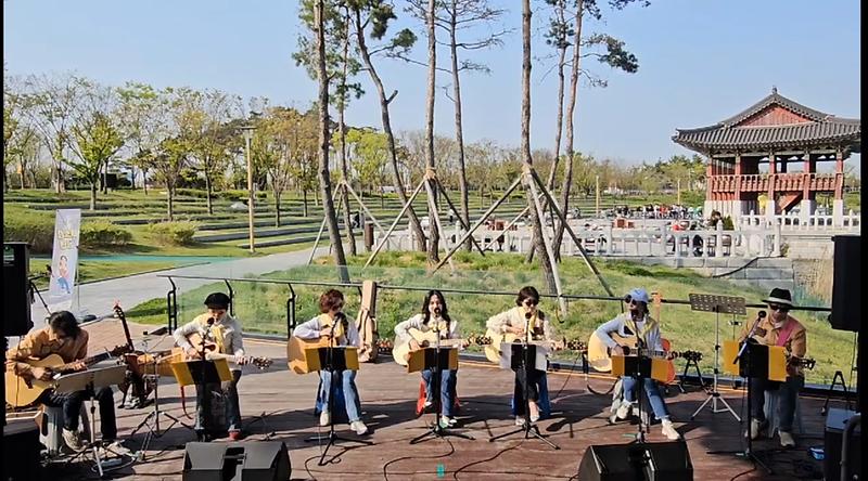 봄버스킹1.jpg 이미지