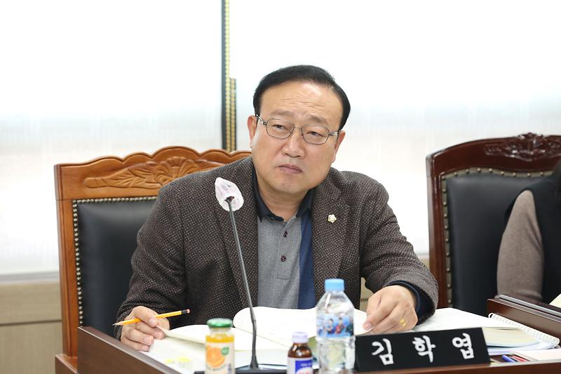 2023.12.05._제264회_제2차_환경경제위원회_(15).jpg 이미지