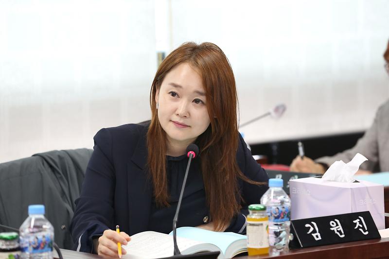 제266회 임시회 환경경제위원회 (김원진 위원) 사진