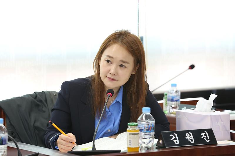 2024.04.17._제266회_제2차_환경경제위원회_(22).jpg 이미지