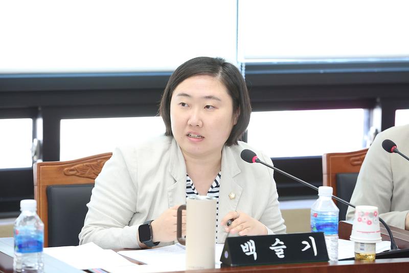 제269회 제1차 환경경제안전위원회(백슬기 위원) 사진