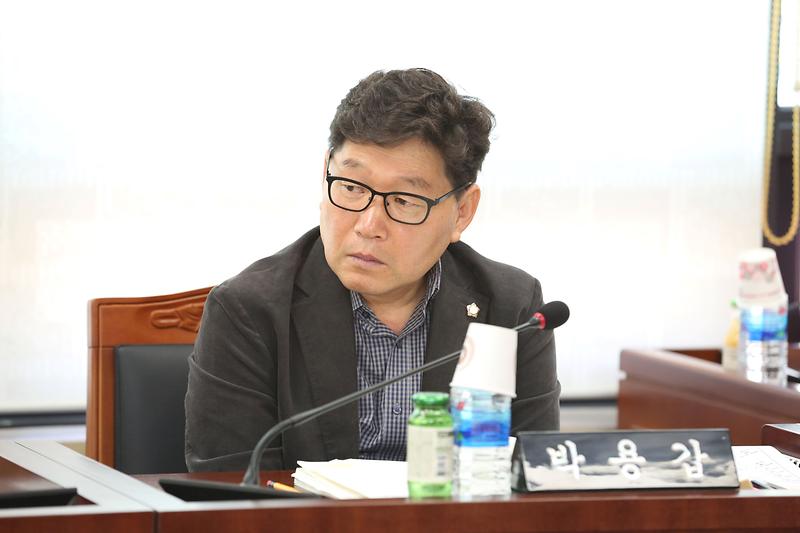 제270회 제2차 환경경제안전위원회(박용갑 위원) 사진