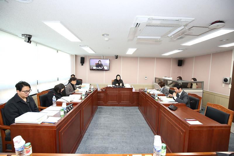 2024.12.05._제271회_제2차_환경경제안전위원회_(4).jpg 이미지
