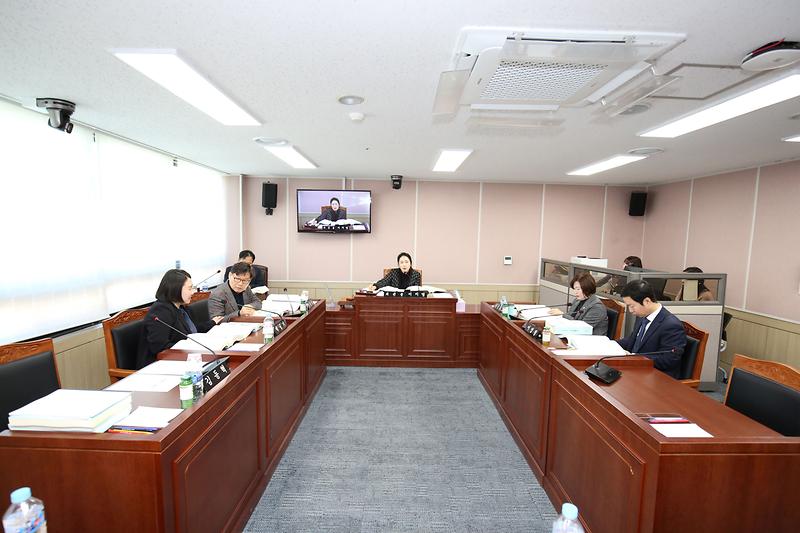 2024.12.06._제271회_제3차_환경경제안전위원회_(32).jpg 이미지