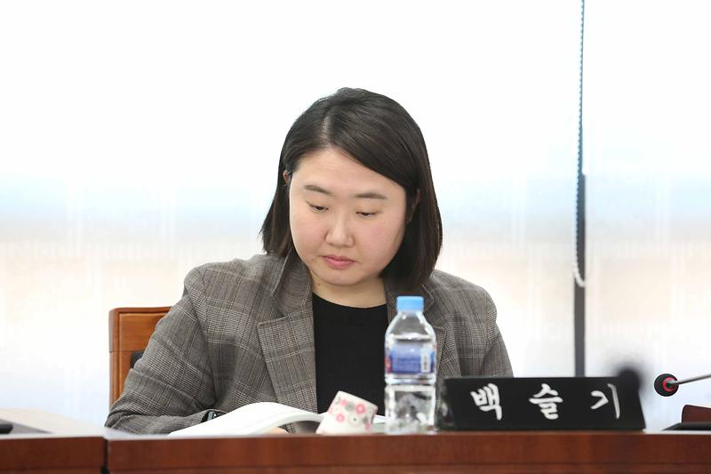 2025.02.11._제272회_제3차_환경경제안전위원회_(30).jpg 이미지