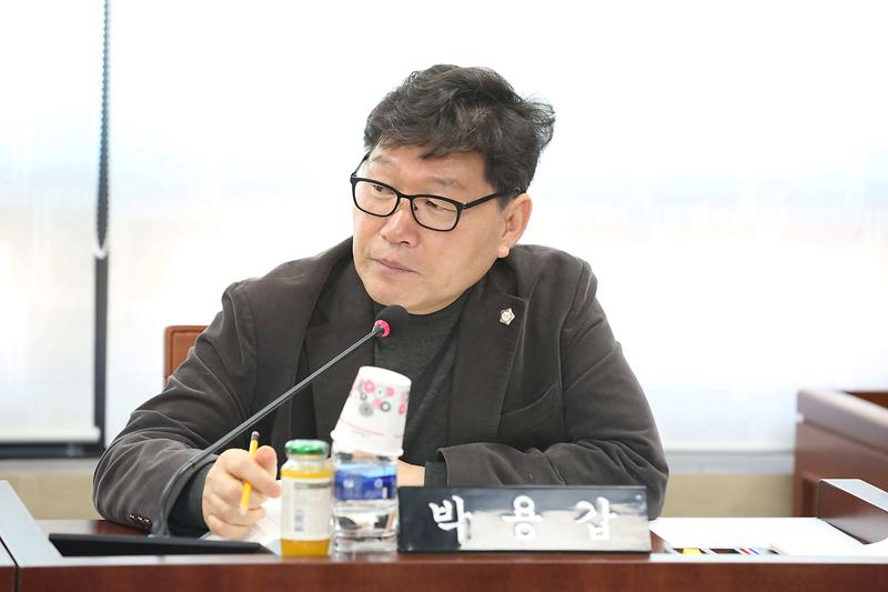 2025.04.01._제273회_제1차_환경경제안전위원회_(20).jpg 이미지