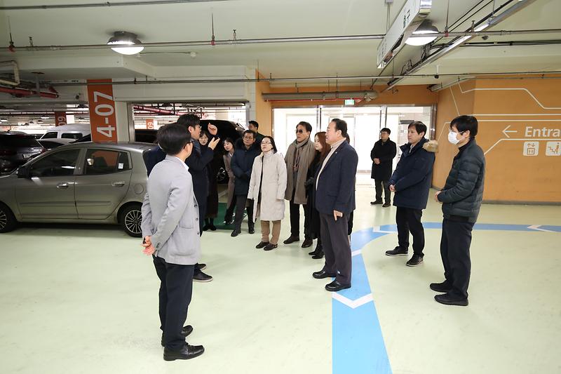 2024.01.18._환경경제위원회_현장방문(엠파크)_(27).jpg 이미지