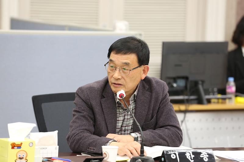 2023.11.21._2023년도_행정사무감사_개시선언_및_1일차_(이한종).jpg 이미지