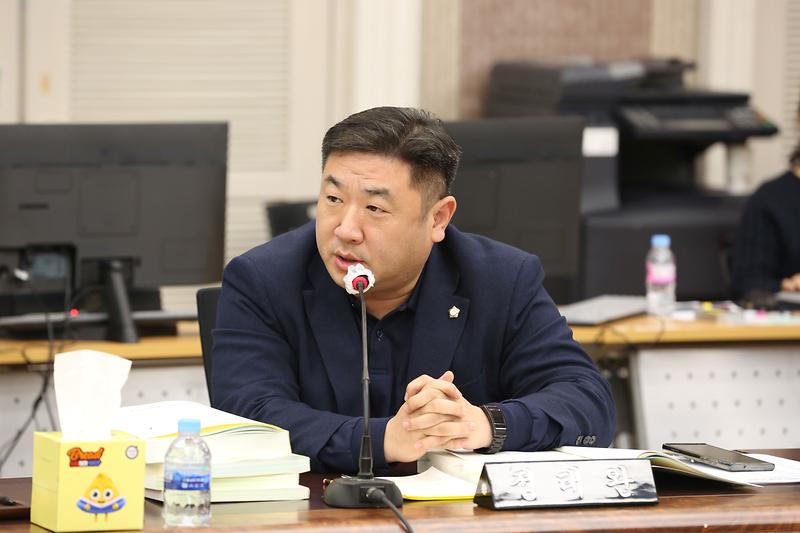 2023년도 행정사무감사 2일 차 (정태완 위원) 사진