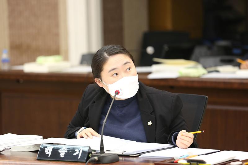 2023년도 행정사무감사 4일 차 (백슬기 위원) 사진