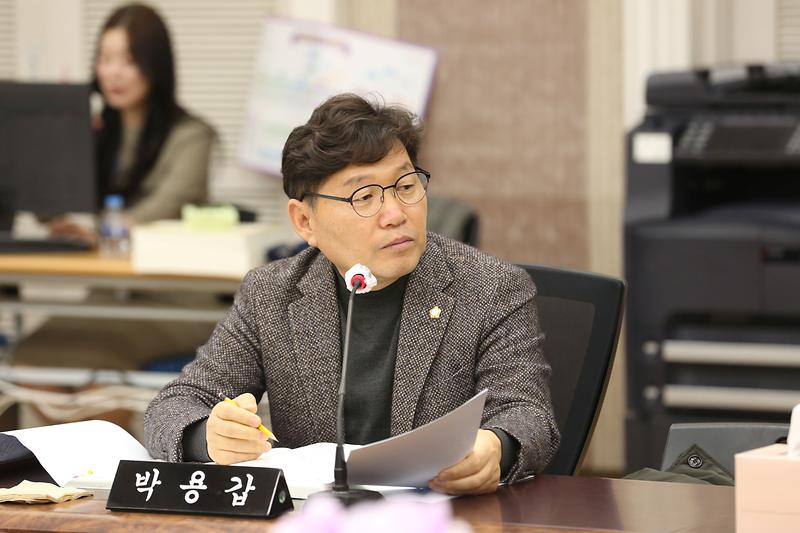 2023년도 행정사무감사 5일 차(박용갑 위원) 사진