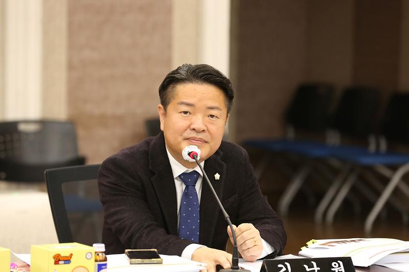 2023년도 행정사무감사 7일 차&강평(김남원 위원) 사진