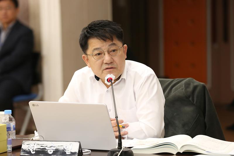 2023년도 행정사무감사 7일 차&강평(한승일 위원) 사진