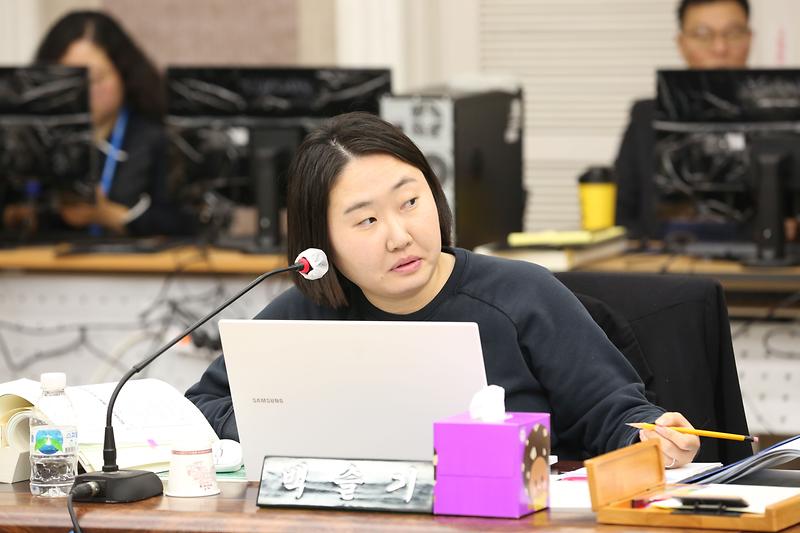 2024년도 행정사무감사 1일차(백슬기 위원) 사진