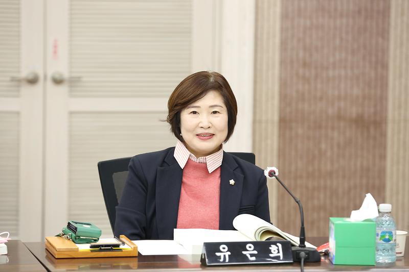 2024년도 행정사무감사 1일차( 유은희 위원) 사진