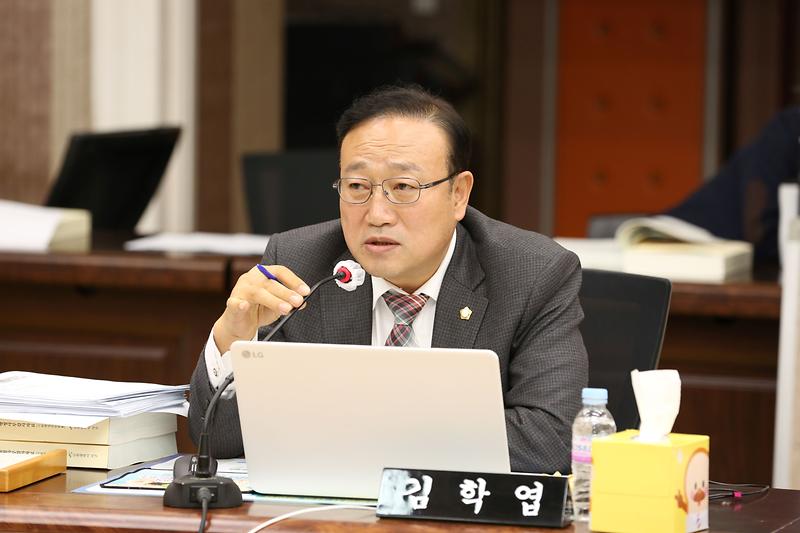 2024.11.22._2024년도_행정사무가사_특별위원회_2일차_(123).jpg 이미지