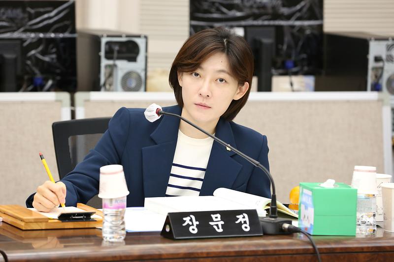 2024.11.22._2024년도_행정사무가사_특별위원회_2일차_(53).jpg 이미지