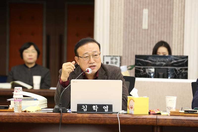 2024.11.25._2024년도_행정사무감사_특별위원회_3일차_(101).jpg 이미지