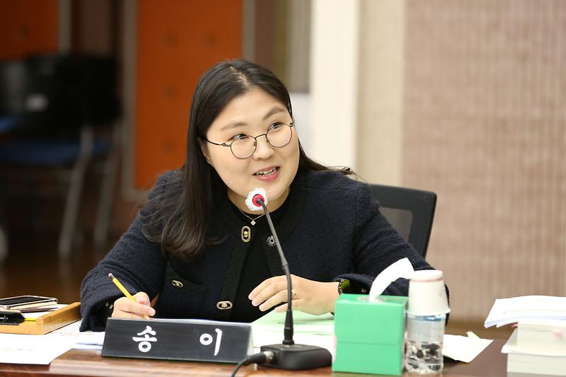 2024.11.25._2024년도_행정사무감사_특별위원회_3일차_(113).jpg 이미지