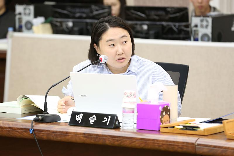 2024.11.25._2024년도_행정사무감사_특별위원회_3일차_(147).jpg 이미지