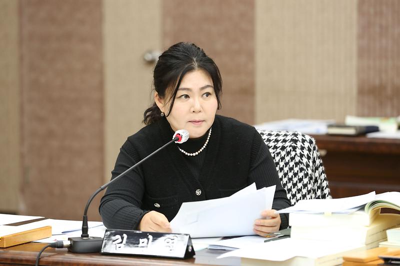 2024.11.25._2024년도_행정사무감사_특별위원회_3일차_(167).jpg 이미지