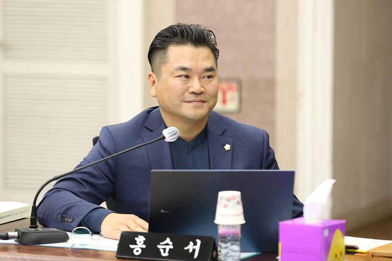 2024.11.25._2024년도_행정사무감사_특별위원회_3일차_(188).jpg 이미지