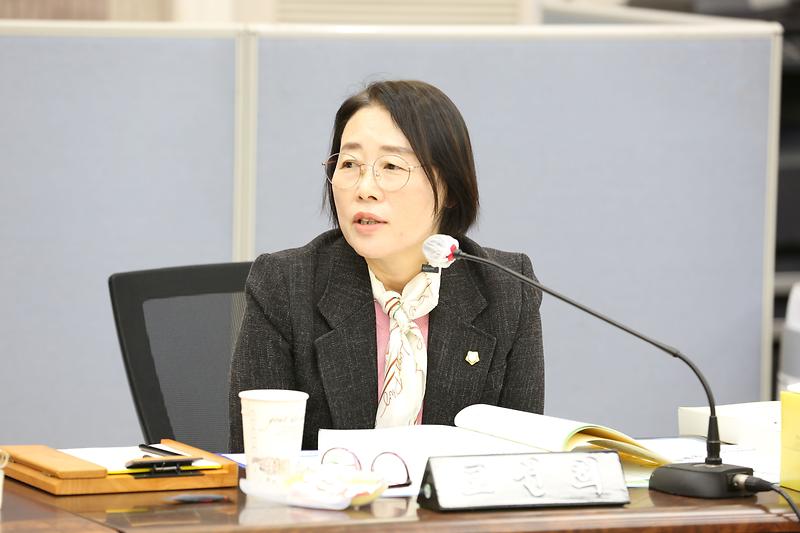 2024.11.25._2024년도_행정사무감사_특별위원회_3일차_(55).jpg 이미지