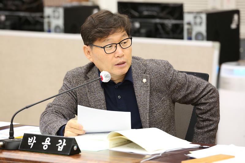 2024.11.25._2024년도_행정사무감사_특별위원회_3일차_(65).jpg 이미지