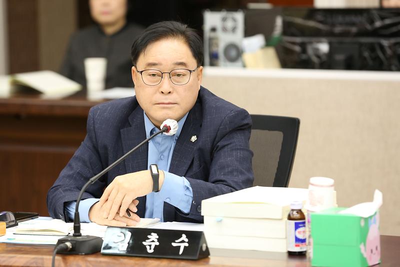 2024.11.25._2024년도_행정사무감사_특별위원회_3일차_(80).jpg 이미지