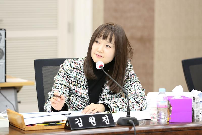 2024.11.26._2024년도_행정사무감사_특별위원회_4일차_(166).jpg 이미지