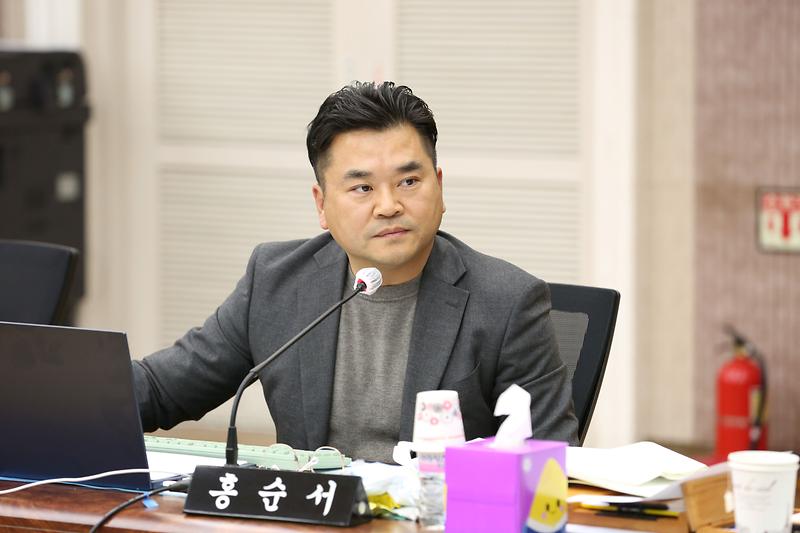 2024.11.26._2024년도_행정사무감사_특별위원회_4일차_(264).jpg 이미지