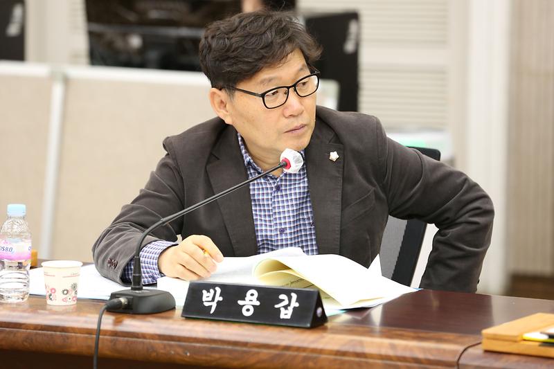 2024.11.26._2024년도_행정사무감사_특별위원회_4일차_(27).jpg 이미지