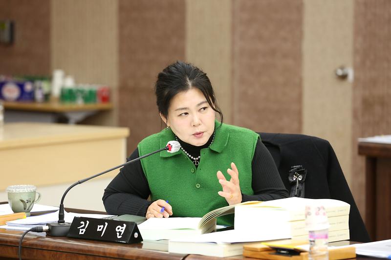 2024.11.26._2024년도_행정사무감사_특별위원회_4일차_(93).jpg 이미지