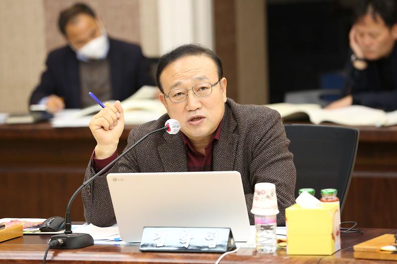 2024.11.27._2024년도_행정사무감사_특별위원회_5일차_(102).jpg 이미지