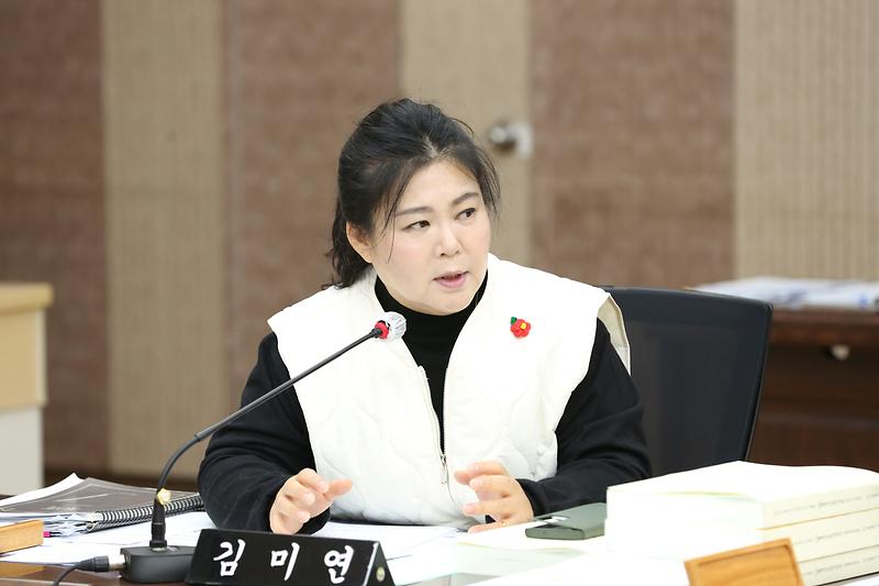 2024.11.27._2024년도_행정사무감사_특별위원회_5일차_(22).jpg 이미지