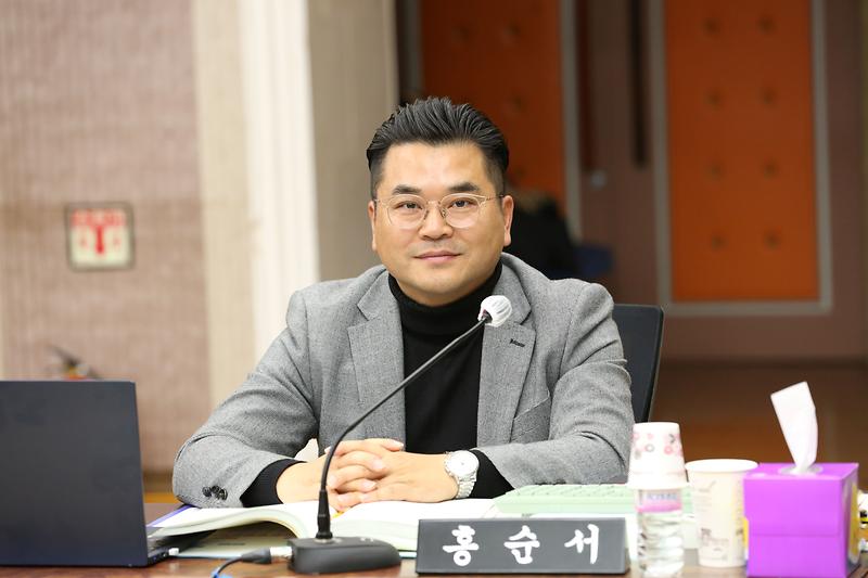 2024.11.27._2024년도_행정사무감사_특별위원회_5일차_(90).jpg 이미지