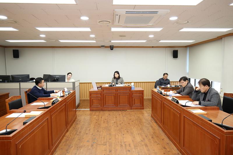 폐기물처리시설 현안 해결과 서구 확보를 위한 특별위원회 제3차 회의 (2024.01.25.) 사진