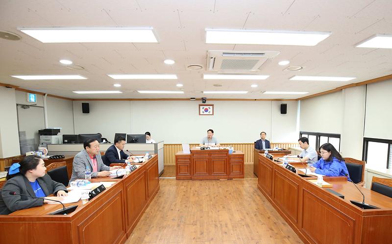 2025.05.22._소상공인지원과_상생발전을_위한_특별위원회_(13).jpg 이미지