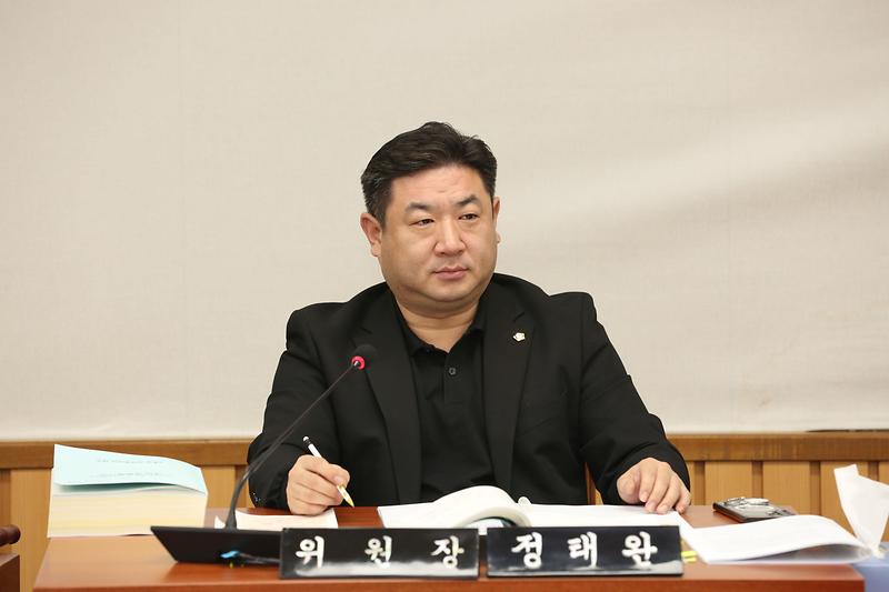 2023.12.06._제264회_제3차_복지도시위원회_(5).jpg 이미지