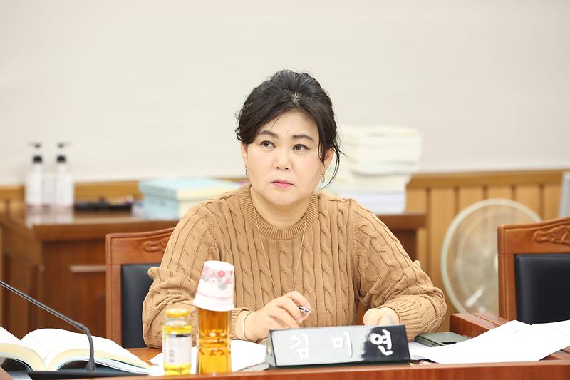 제264회 제6차 복지도시위원회 (2023.12.11.) (김미연 위원) 사진