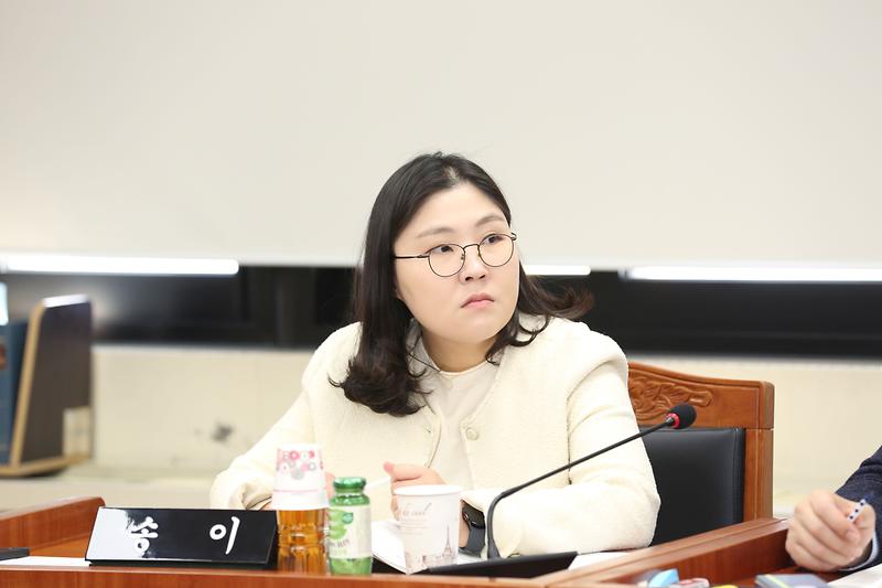 2024.01.23._제265회_제1차_복지도시위원회_(41).jpg 이미지