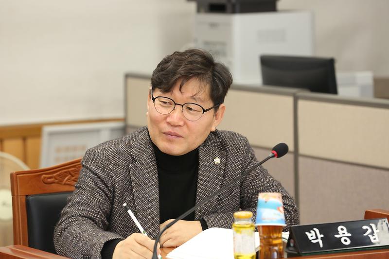 2024.01.25._제265회_제3차_복지도시위원회_(5).jpg 이미지