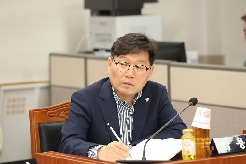 2024.04.18._제266회_제3차_복지도시위원회_(7).jpg 이미지