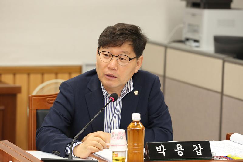 2024.04.24._제266회_제6차_복지도시위원회_(21).jpg 이미지