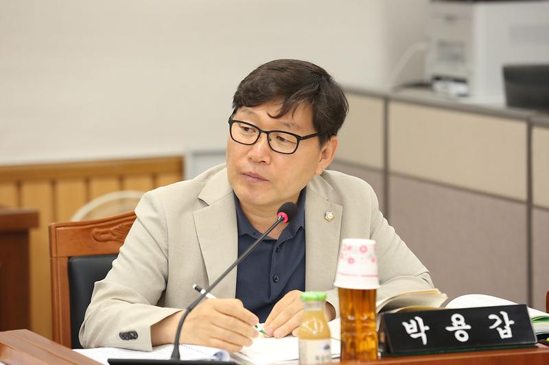 2024.06.12._제267회_제1차_복지도시위원회_(13).jpg 이미지