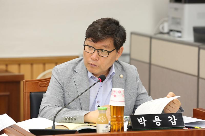 2024.06.13._제267회_제2차_복지도시위원회_(14).jpg 이미지