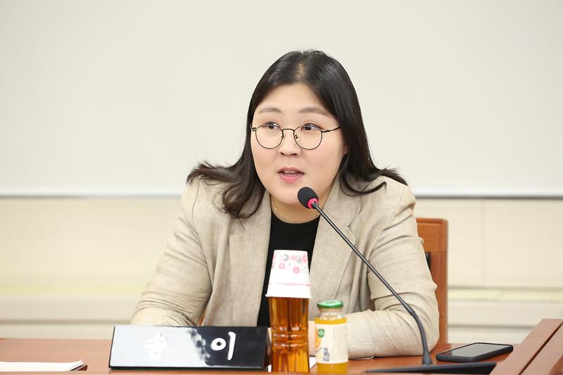 제268회 폐회중 제1차 복지도시위원회(송이 부위원장) 사진