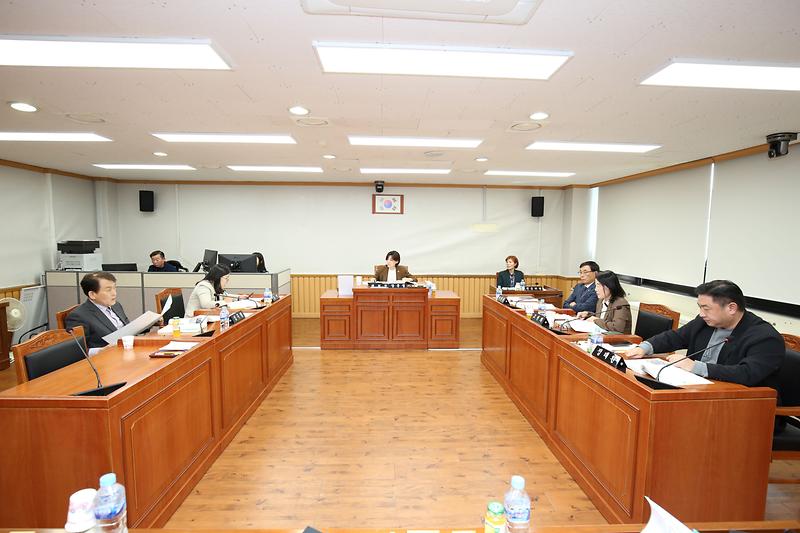 2024.10.08._제270회_제1차_복지도시위원회_(22).jpg 이미지