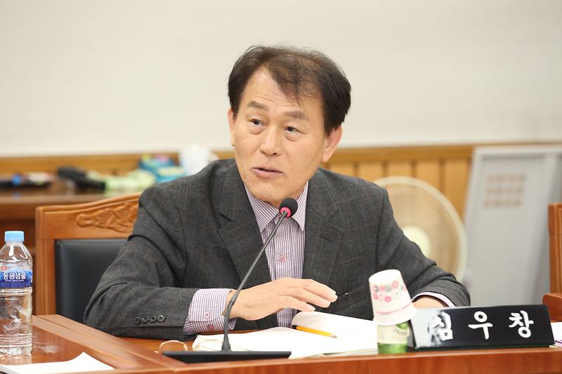 제270회 제2차 복지도시위원회(심우창 위원) 사진