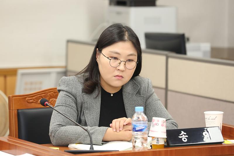 제270회 제2차 복지도시위원회(송이 위원) 사진